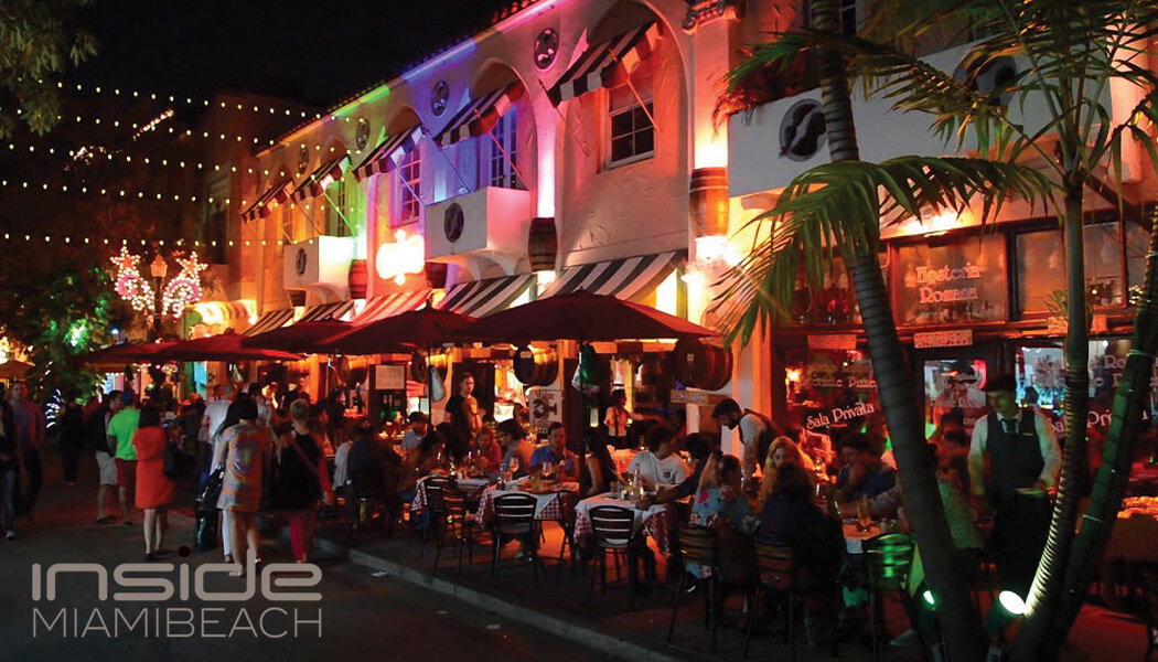 Dinner under Espanola's pastel lights