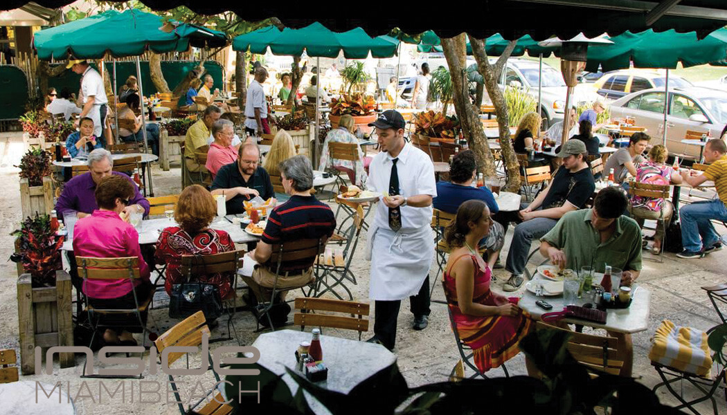 Iconic News Café on Ocean Drive, Miami's must-visit hotspot